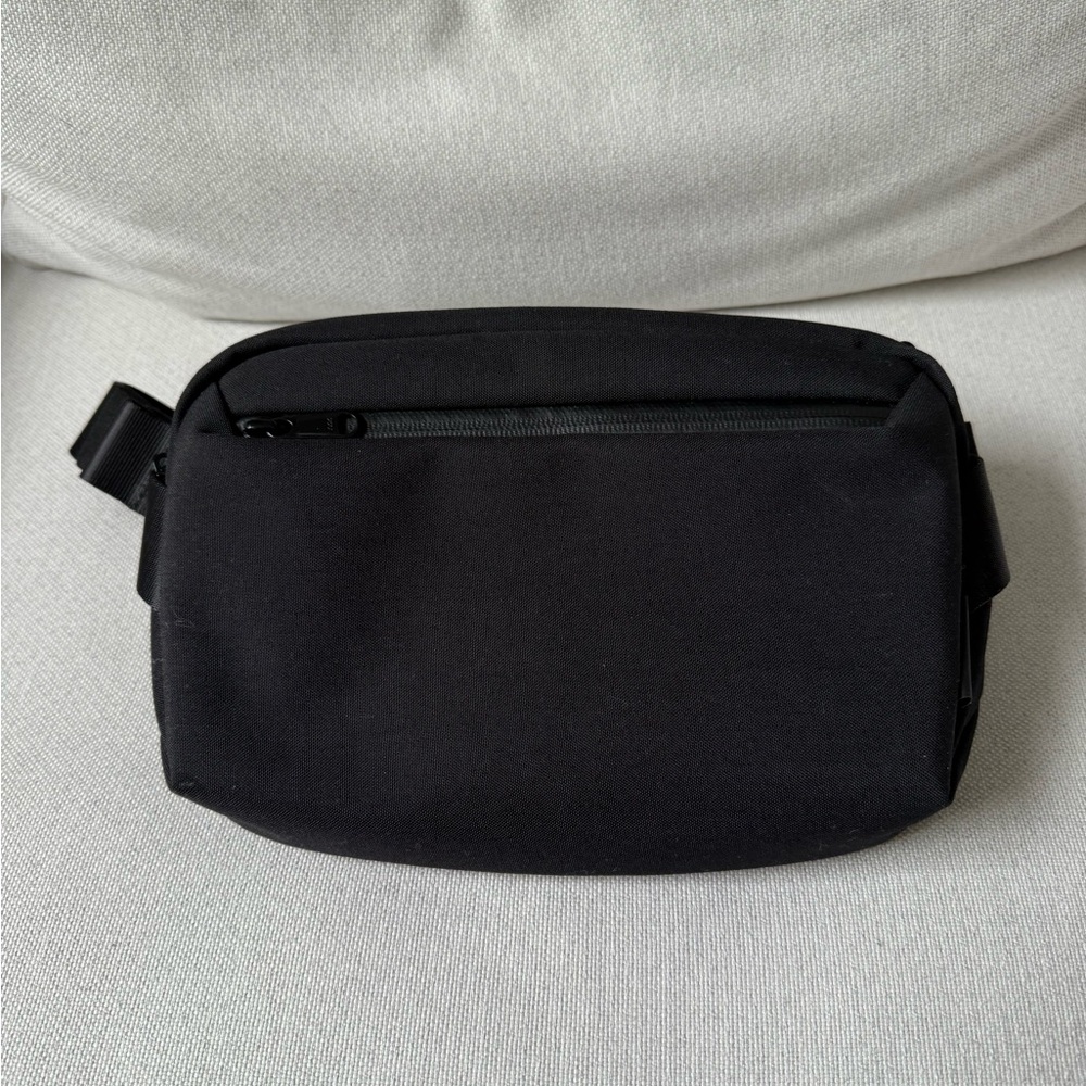 Alpaka Gear Black Belt Bag